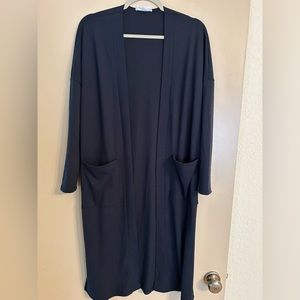 Carly Jean Los Angeles ribbed cardigan. Navy blue.